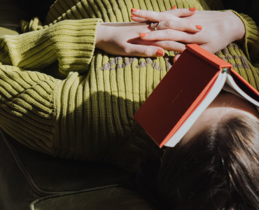 Izstrādāta metodoloģija drošas vides radīšanai sarunai par dzimumā balstītu vardarbību