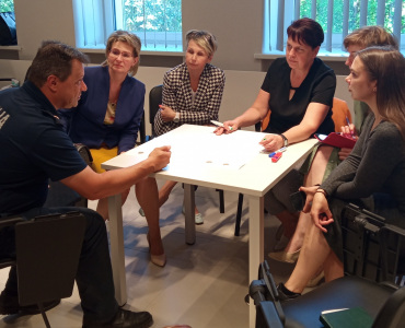 MARTA kopā ar nozares ekspertiem tirzā sadarbību vardarbības ģimenē gadījumos