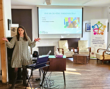 MARTA izglīto par sadarbību cilvēku tirdzniecībā cietušu cilvēku atbalstam