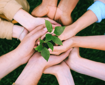 Neesi vienaldzīgs – iestājies pret vardarbību!